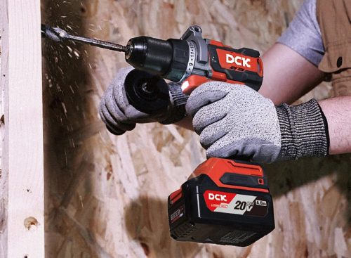 DCK KDJZ20160iFK Akkus ütvefúró-csavarozó 160 Nm 20 V (2 x 5,0 Ah akku + töltő)